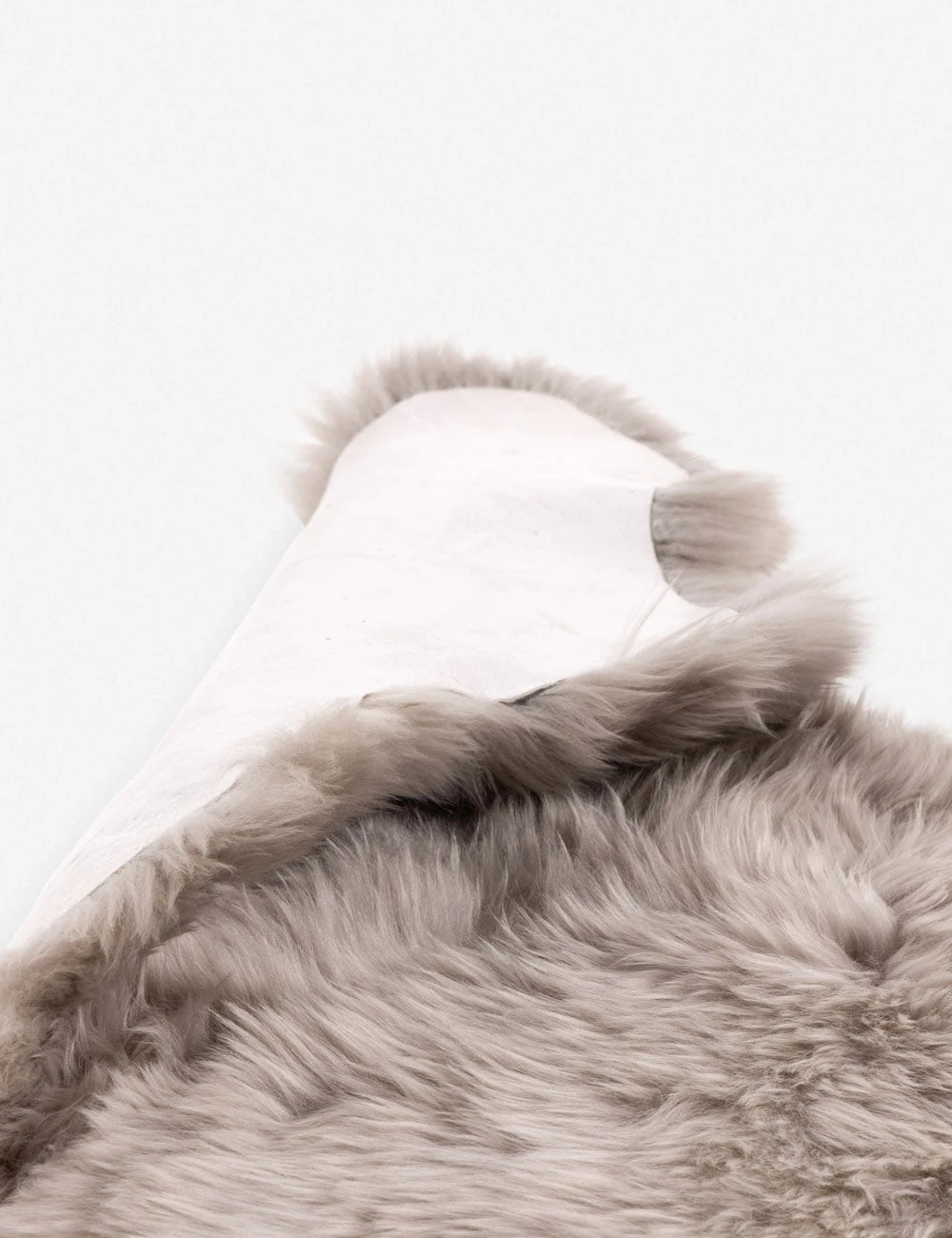 Vale Ombre Sheepskin Throw - Image 9