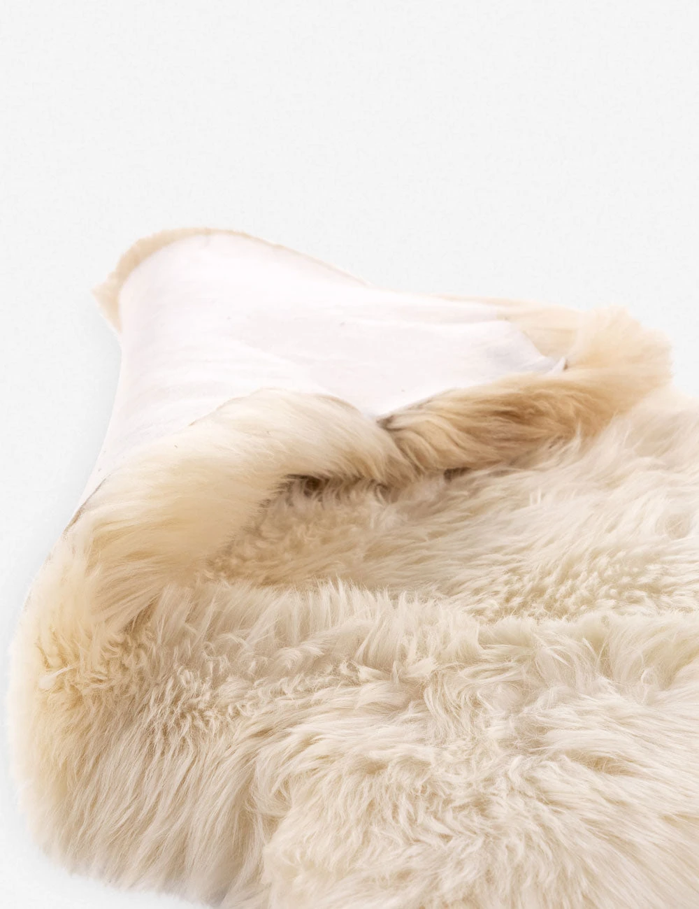 Vale Ombre Sheepskin Throw - Image 3
