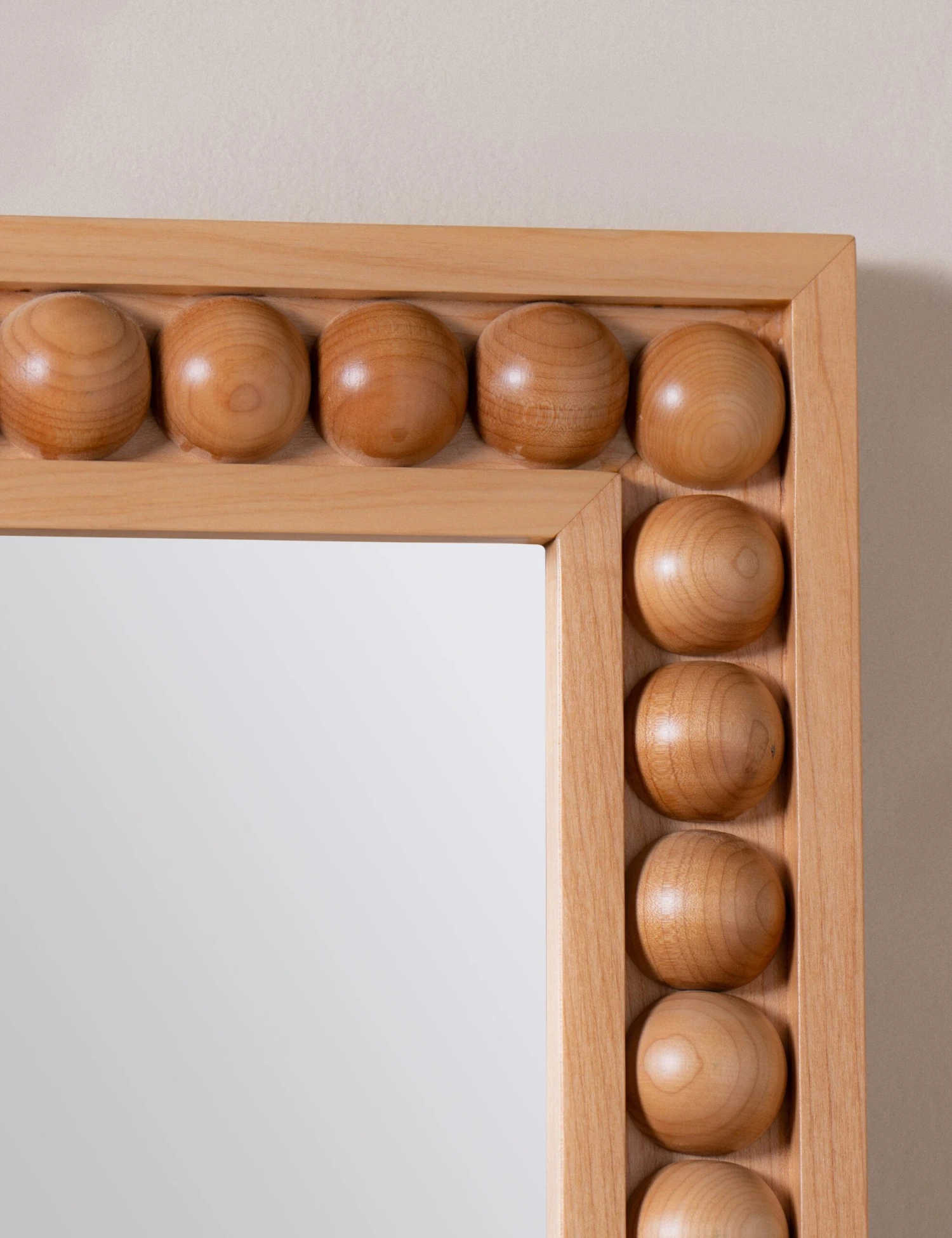 Wellsley Mirror - Image 4