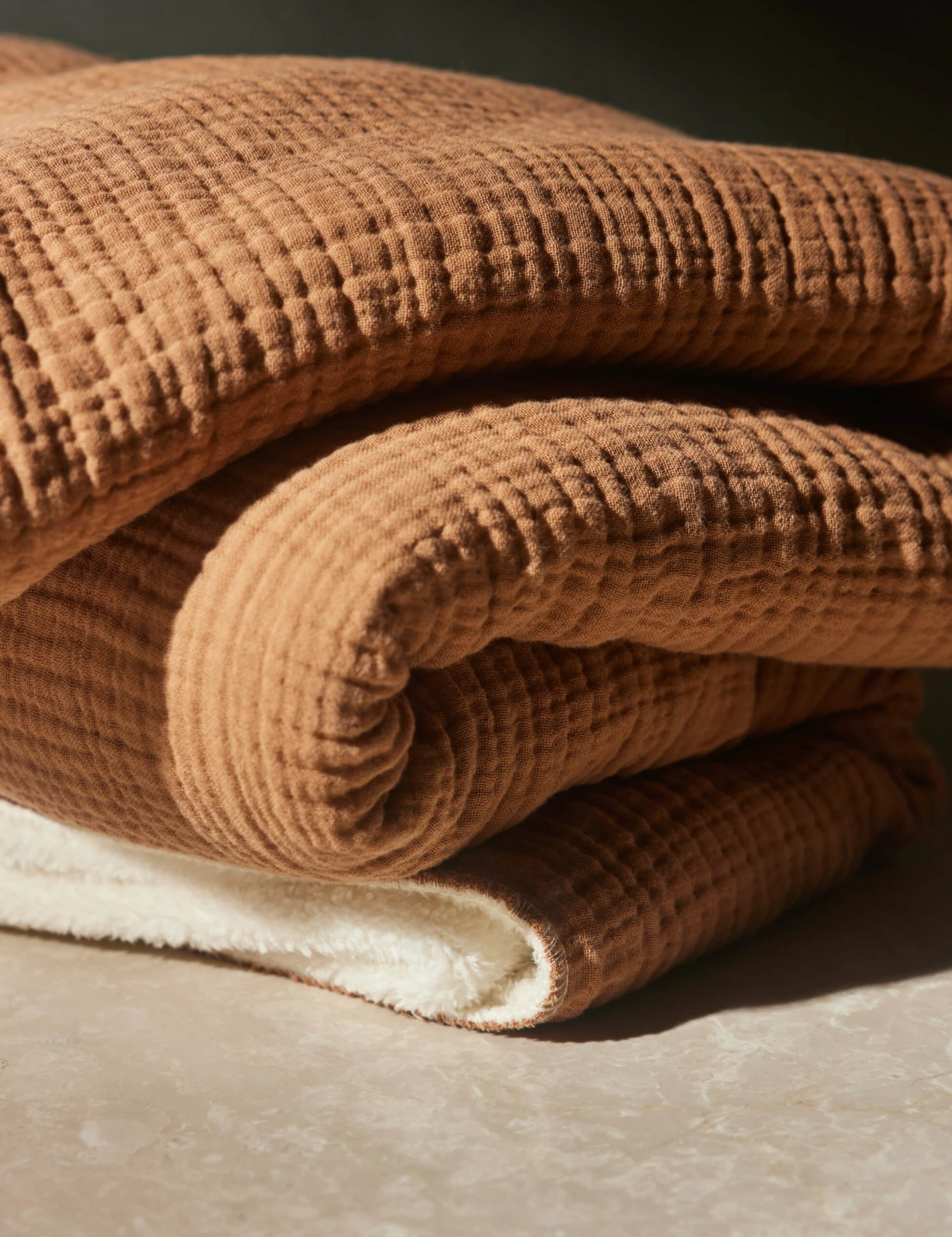 Alaia Sherpa Throw By House No. 23 - Image 10