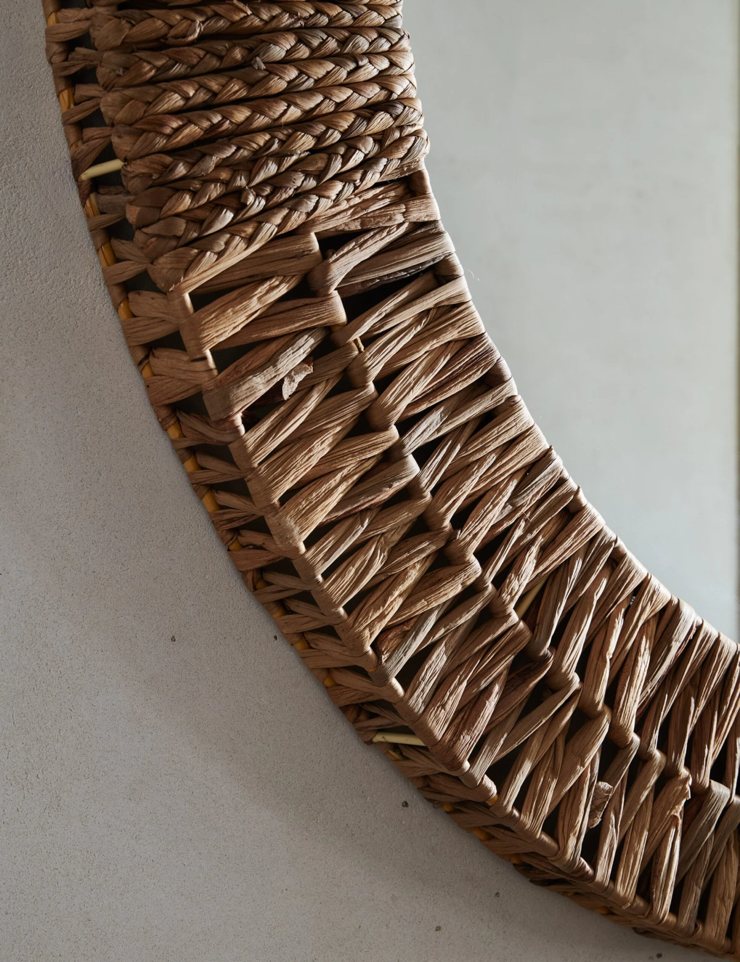 Paquita Round Mirror - Image 5