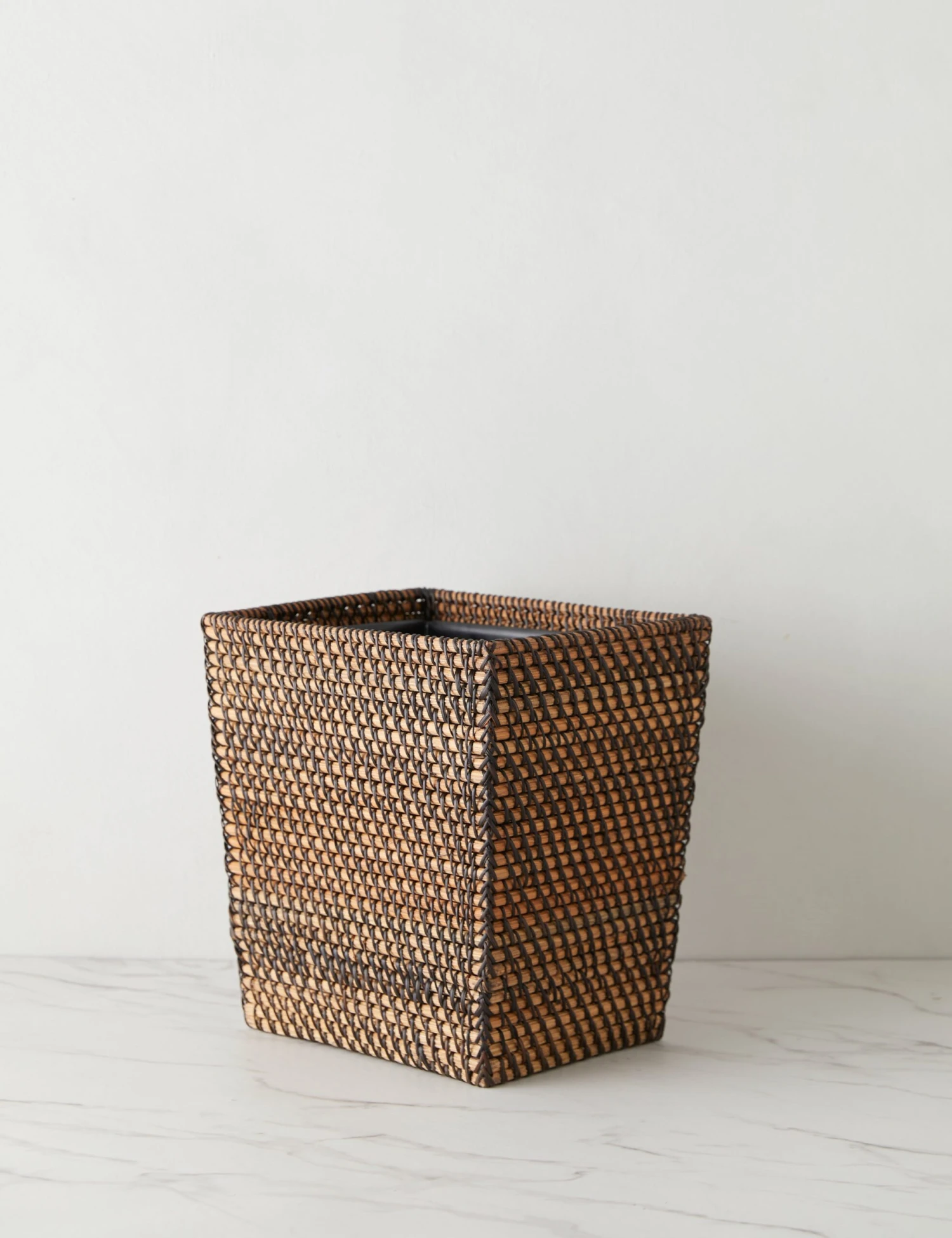 Haren Wastebasket - Image 4