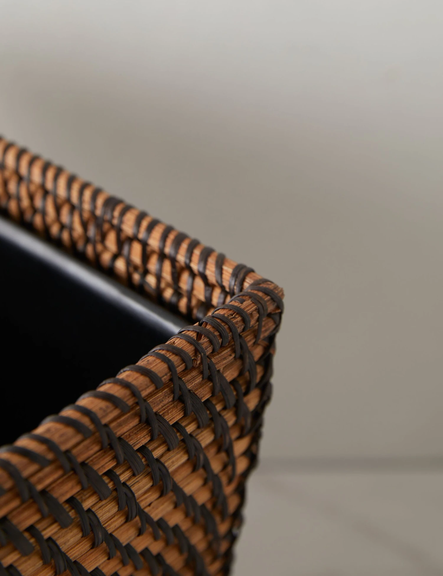 Haren Wastebasket - Image 5