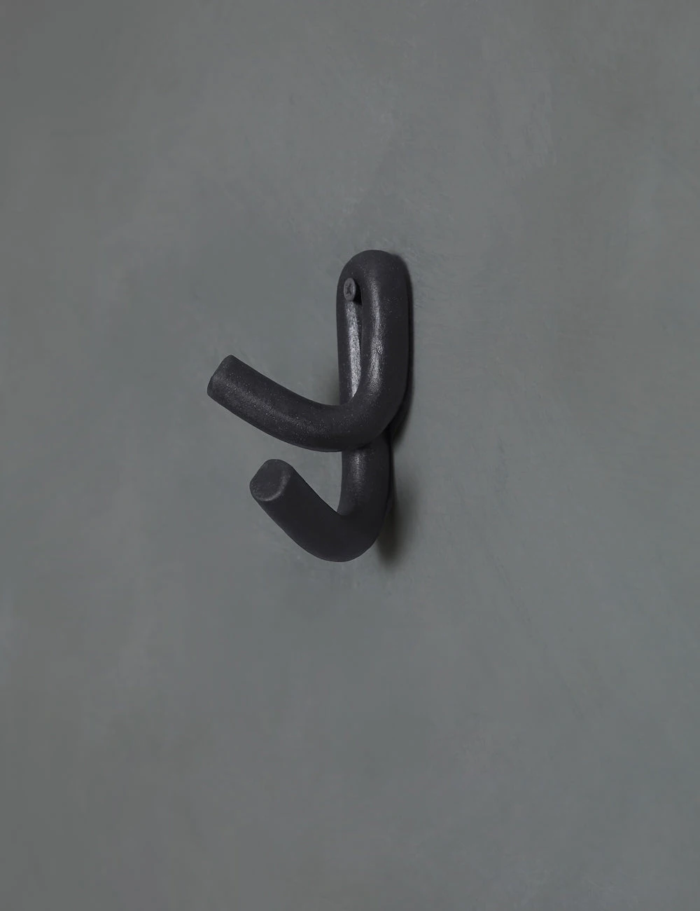 Leggy Crossed Wall Hook By SIN Ceramics - Image 3