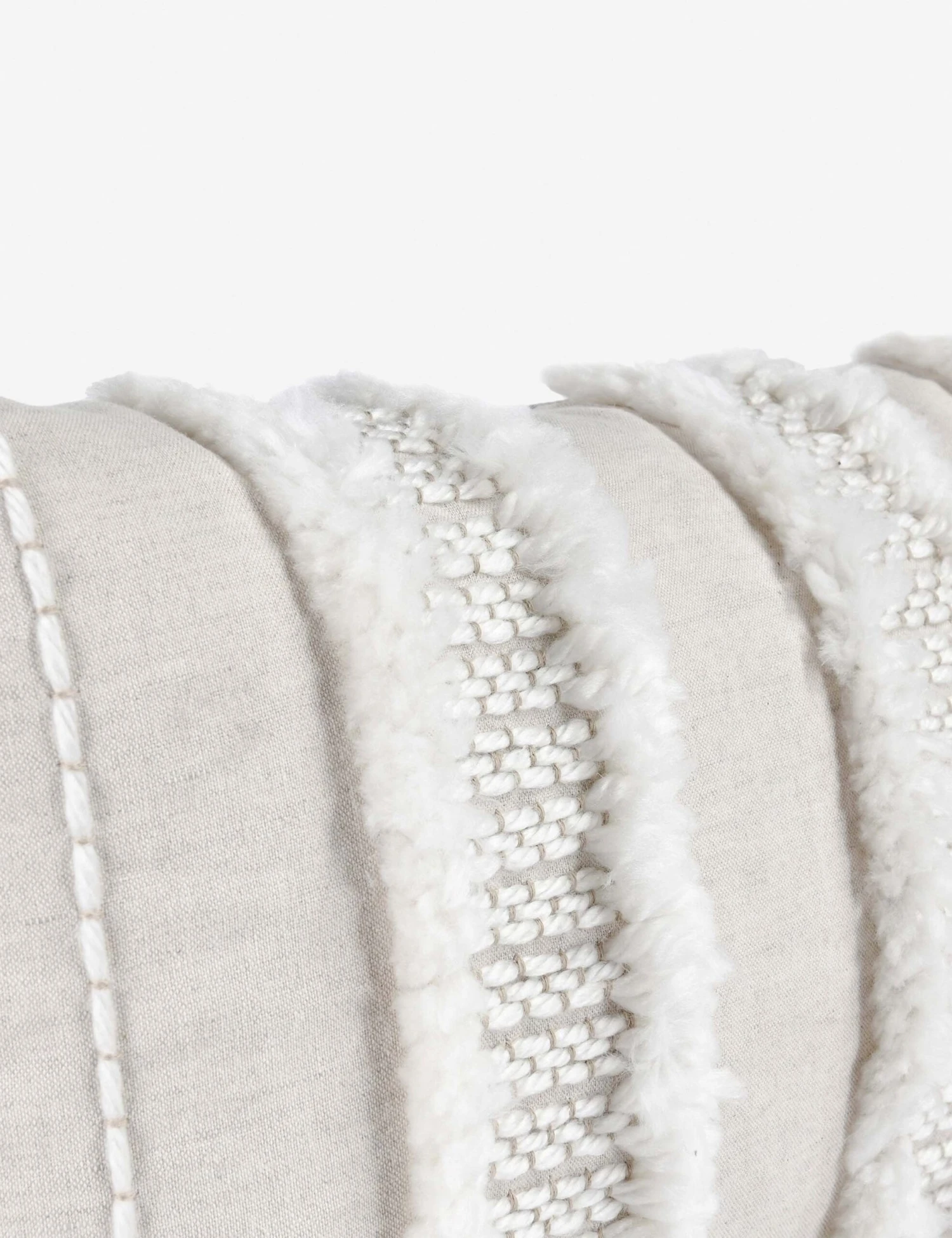 Bardo Lumbar Pillow - Image 4