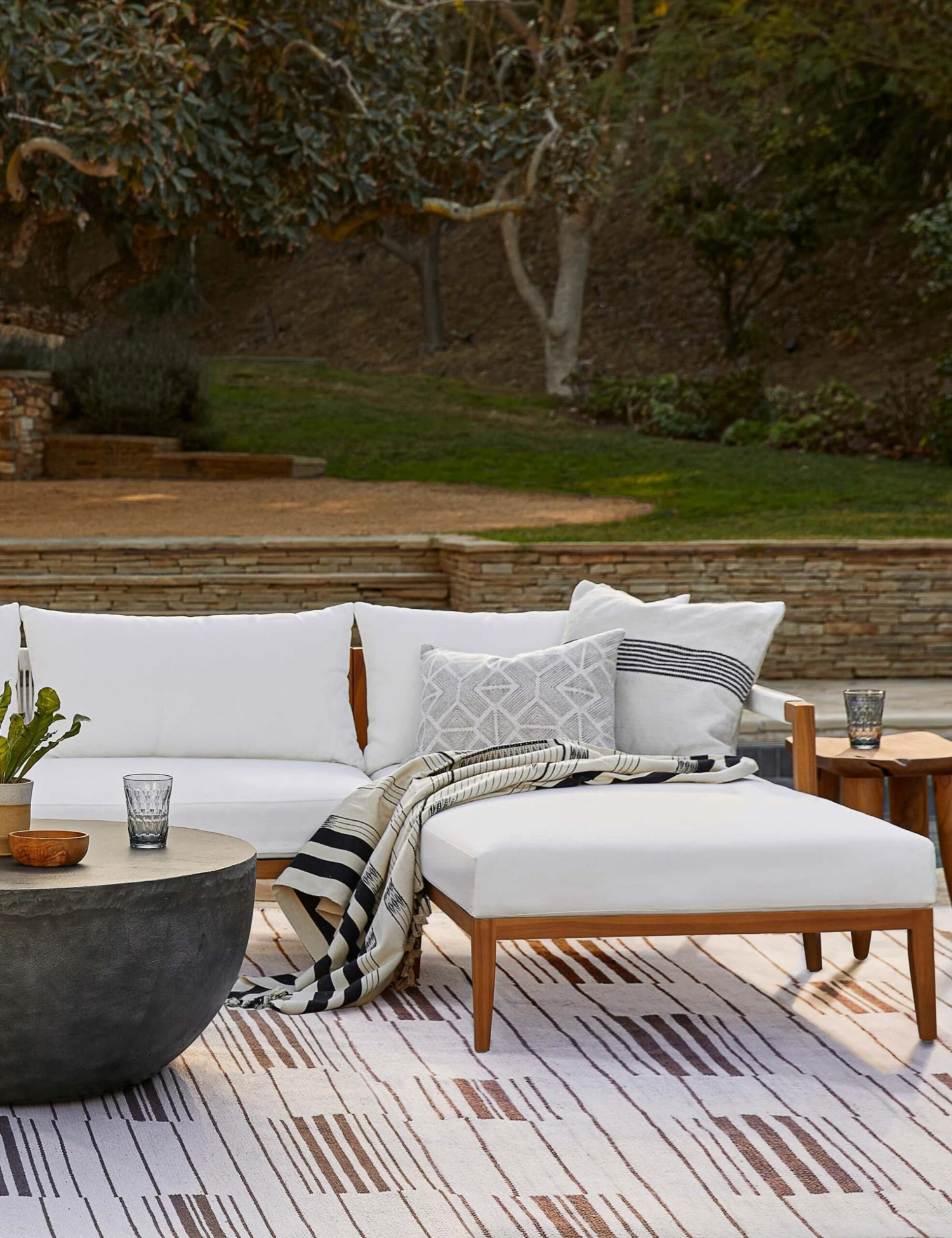 Danila Throw - Image 2